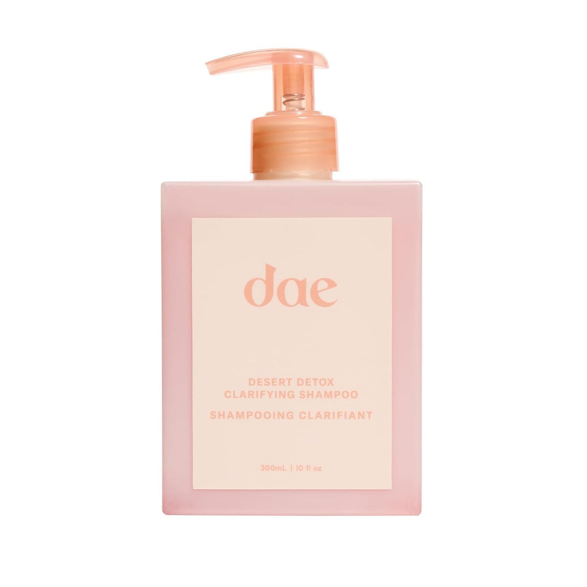 DAE Desert Detox clarifying shampoo bottle demonstrates a refreshing cleanse for oily scalps.