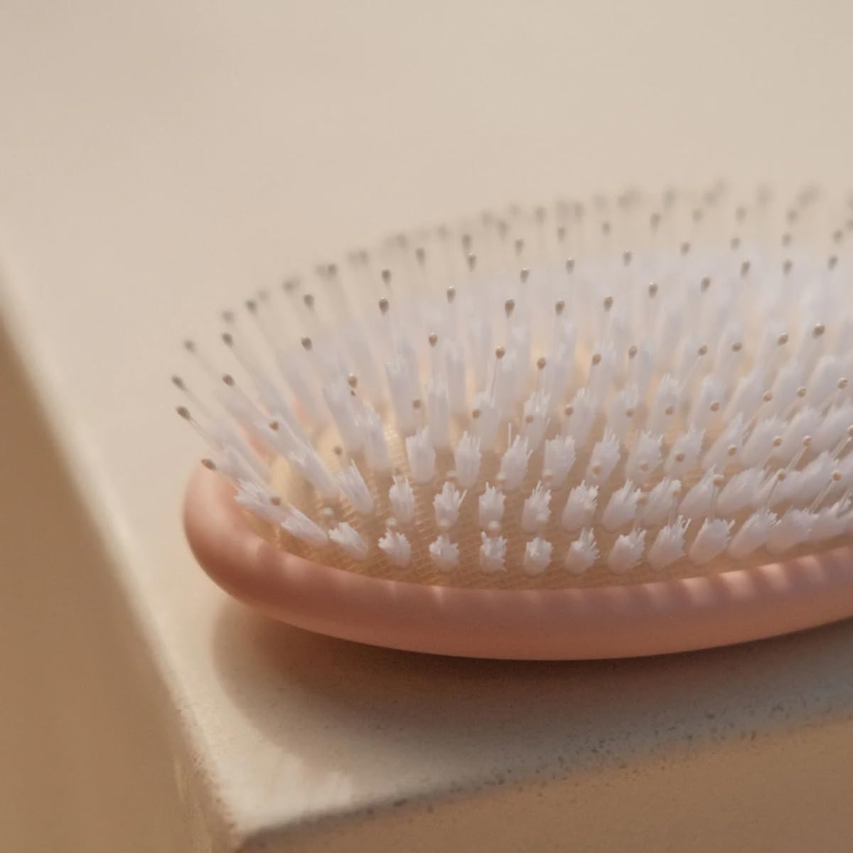 DAE vegan detangle brush recyclable packaging supports eco choices