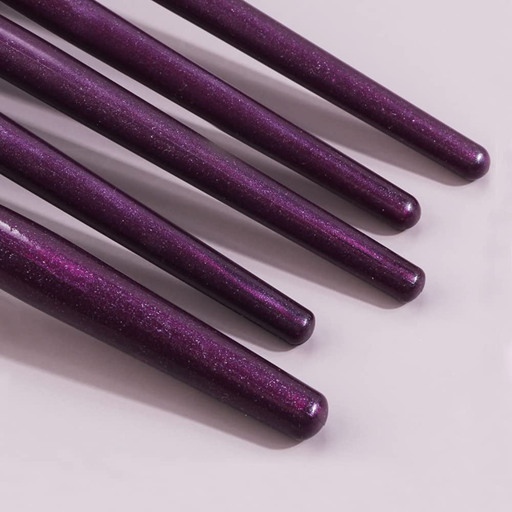 Dancecola lip brush for precise color application