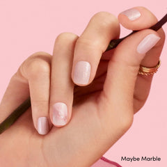 Dashing Diva Quizas Marmol efecto marmol elegante para looks sutiles.