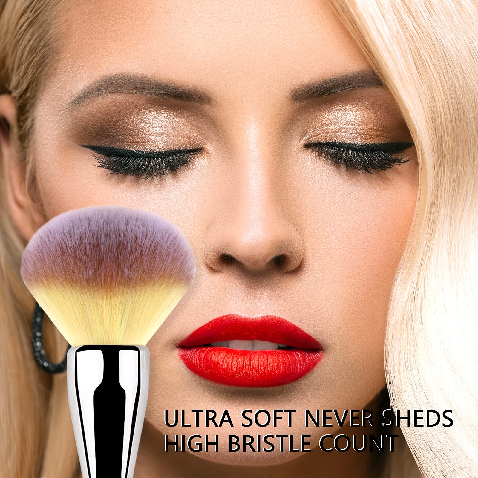 Daubigny dense bristles ensure even powder pickup and smooth finish.