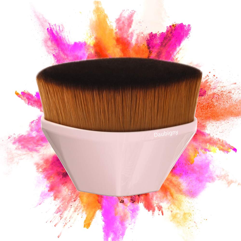 Daubigny multi-application brush supports powder, liquid, concealer, and cream.