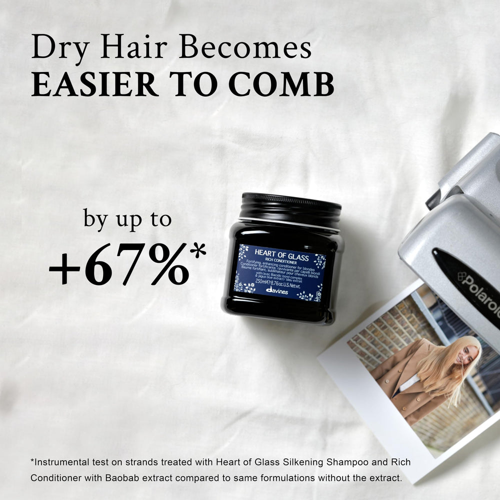 Blue-tone image suggesting Jagua extract tone balancing for blondes