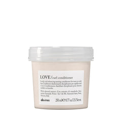 Davines Love Curl Conditioner bottle front view showing lightweight curl control.