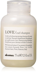 Davines Love Curl Shampoo: botella con crema que define rizos.