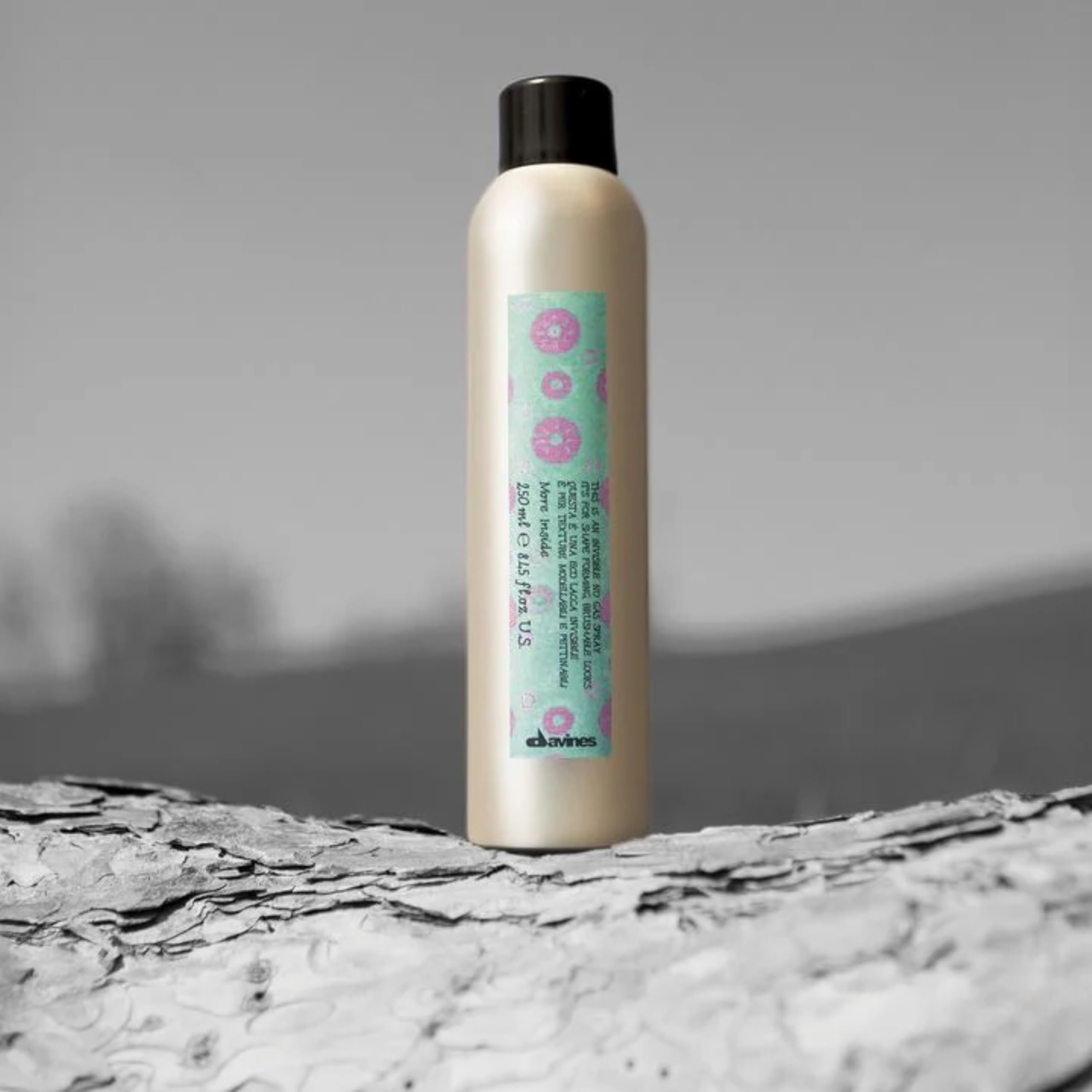 Davines This Is An Invisible No Gas Spray offers a natural finish for touchable hair
