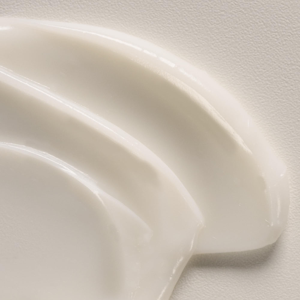 Davines OI Hair Butter roucou oil ingredient highlighted for antioxidant protection
