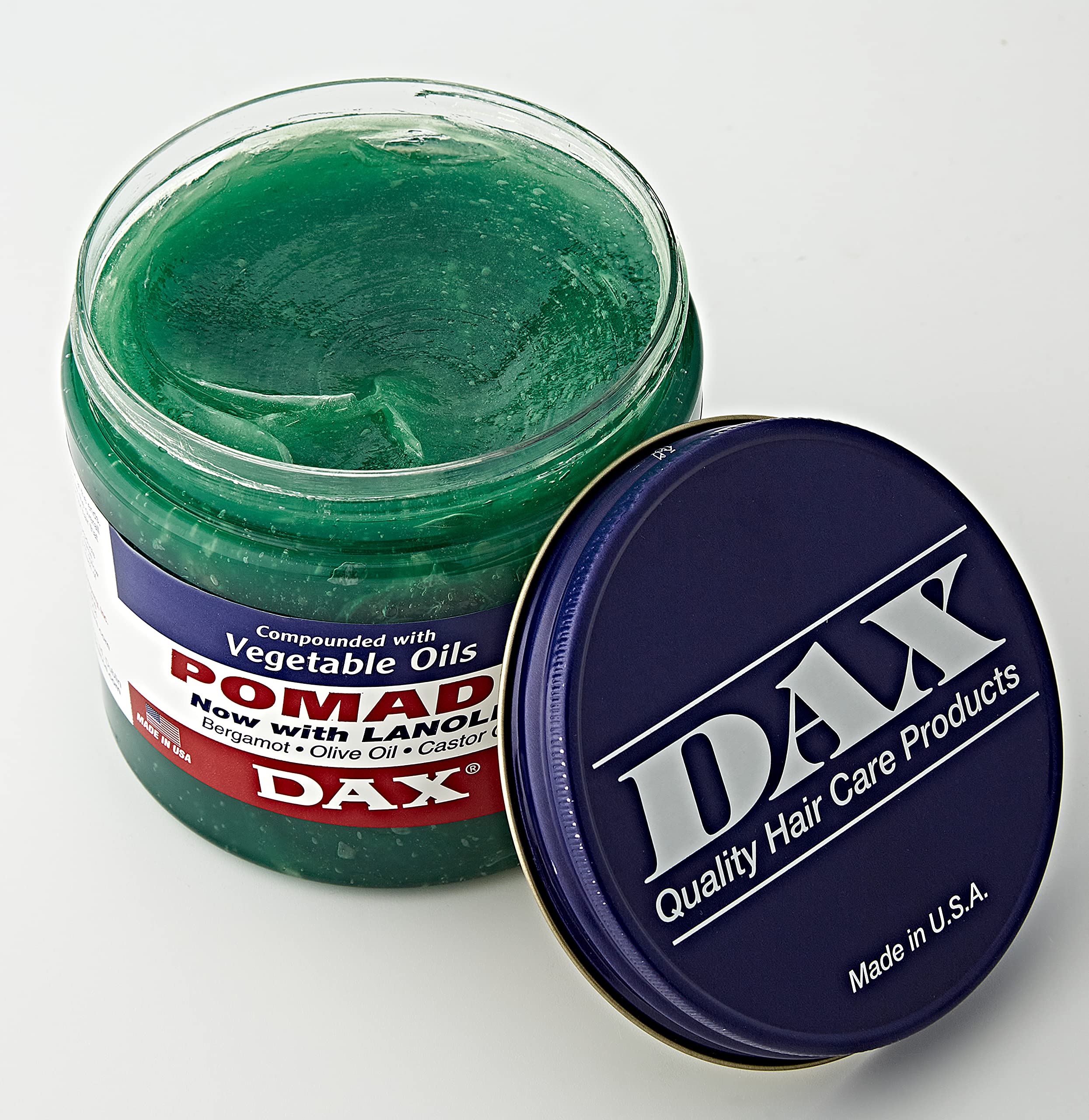 DAX Pomade texture swatch showing consistent hold potential.