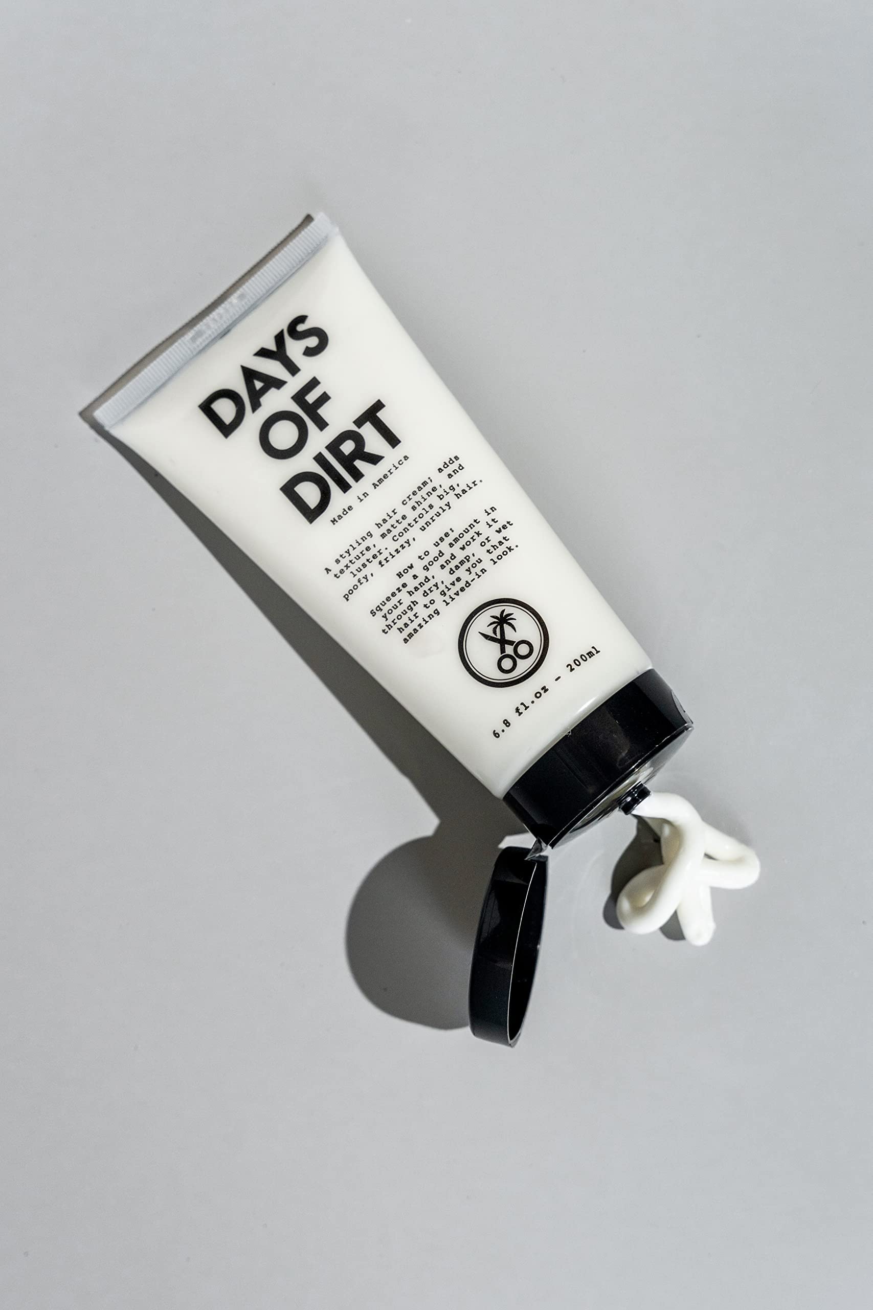 Days of Dirt frizz control close-up with smooth strands