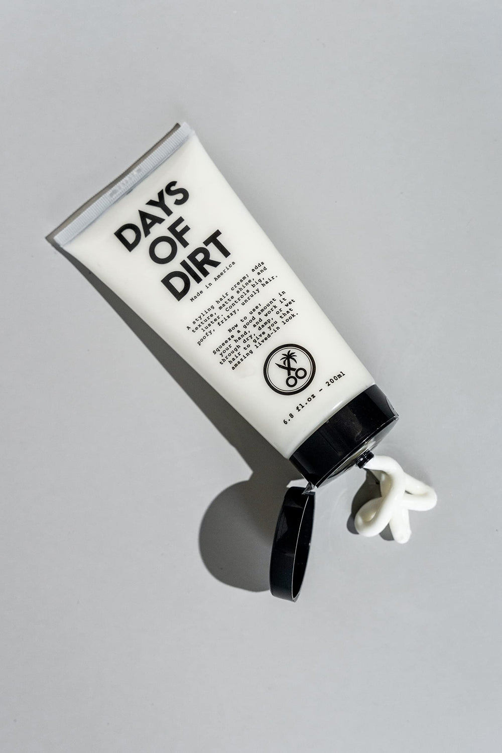 Days of Dirt frizz control close-up with smooth strands