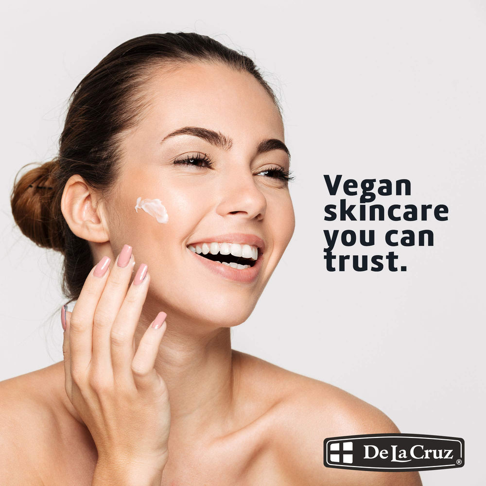 De La Cruz Vitamina E Crema — envase práctico para uso diario.