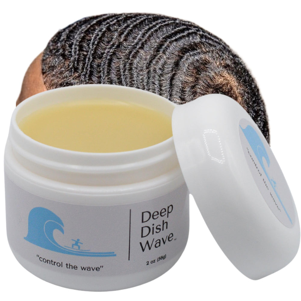 Deep Dish Wave Pomada: botella volcada para definir el patrón 360 de ondas.