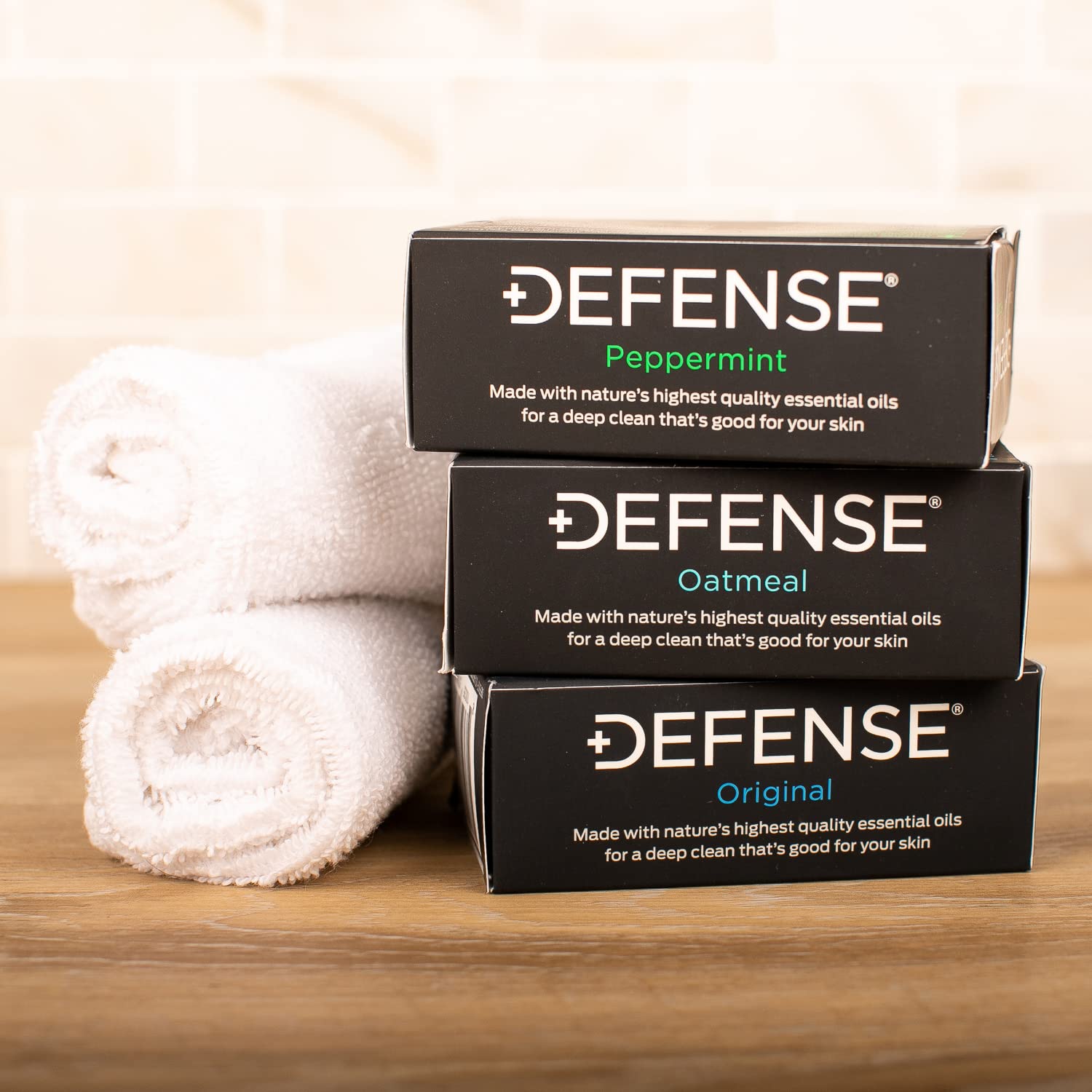 Defense Soap conjunto regalo tres barras, variedad natural para la higiene.
