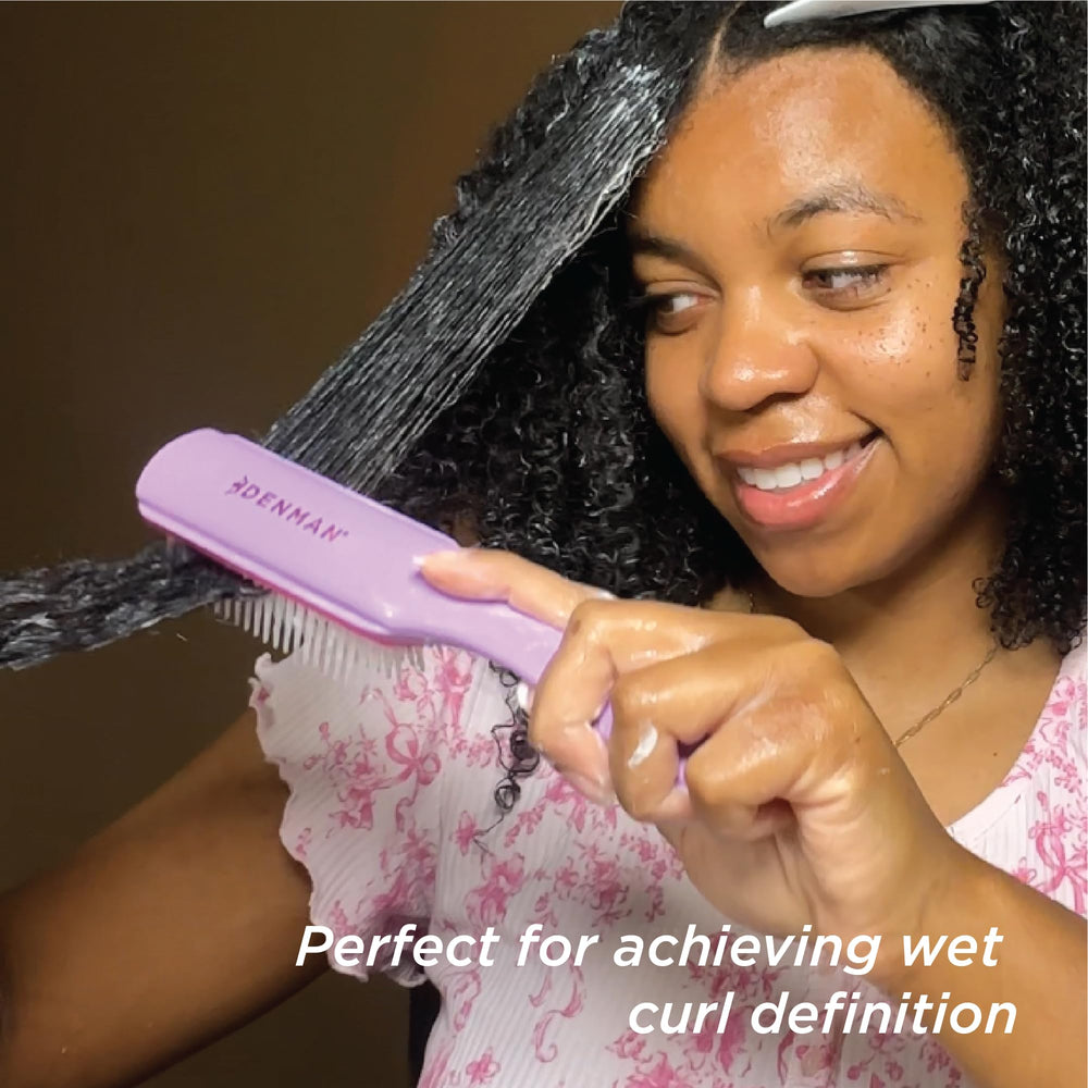 Denman Curly Hair Brush D3 tear-drop handle for comfortable grip.