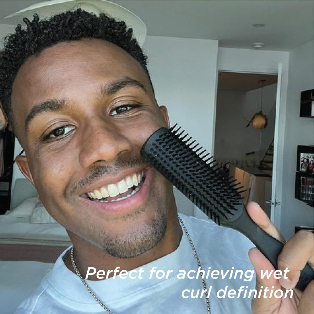 Denman Jack Dean D3 designed for 2C-4C curls with ribbon-like definition.