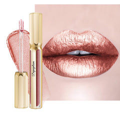 Depuplum Nude Lipstick metallic shine close-up for radiant lightweight finish