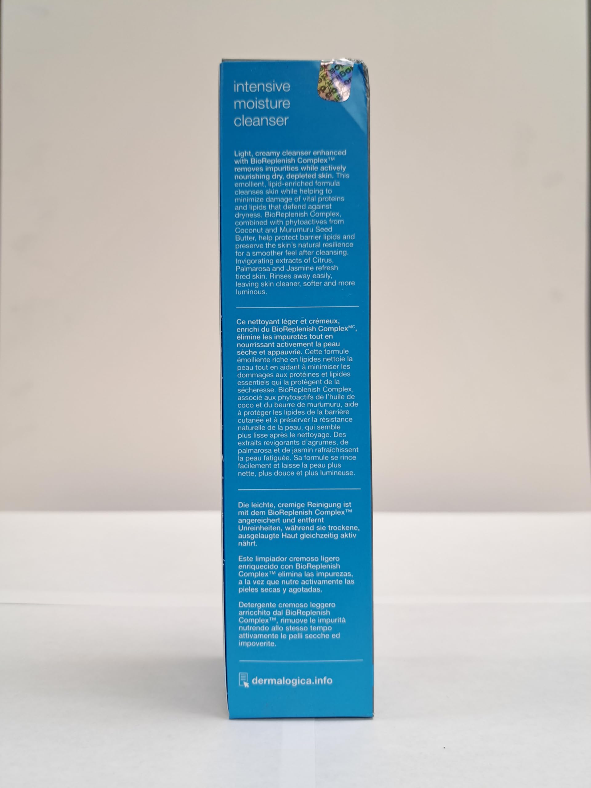 Dermalogica Intensive Moisture Cleanser spa-like setup promotes a calm skincare routine