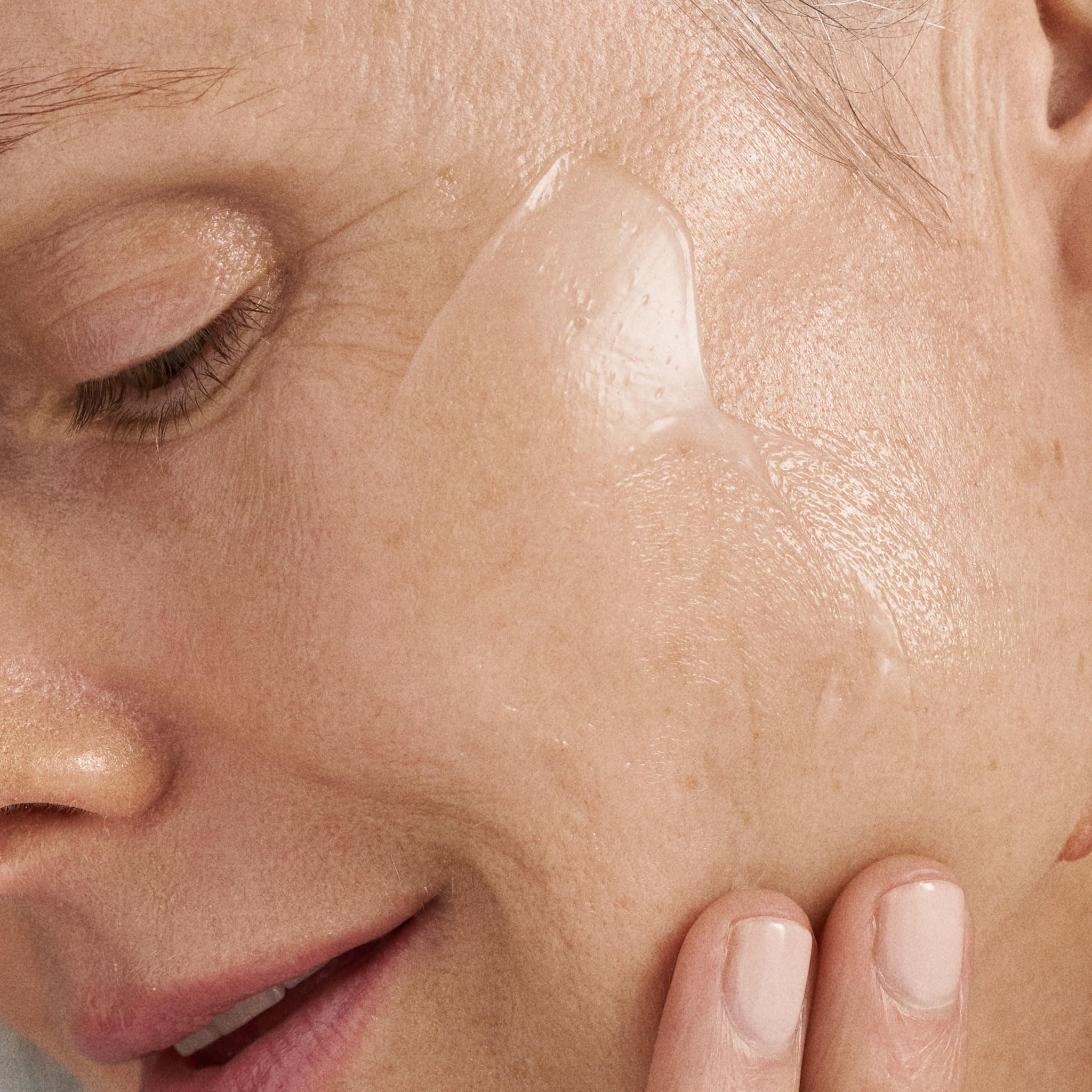 Dermalogica Sound Sleep Cocoon spread on skin showcases rich texture ready for overnight absorption.
