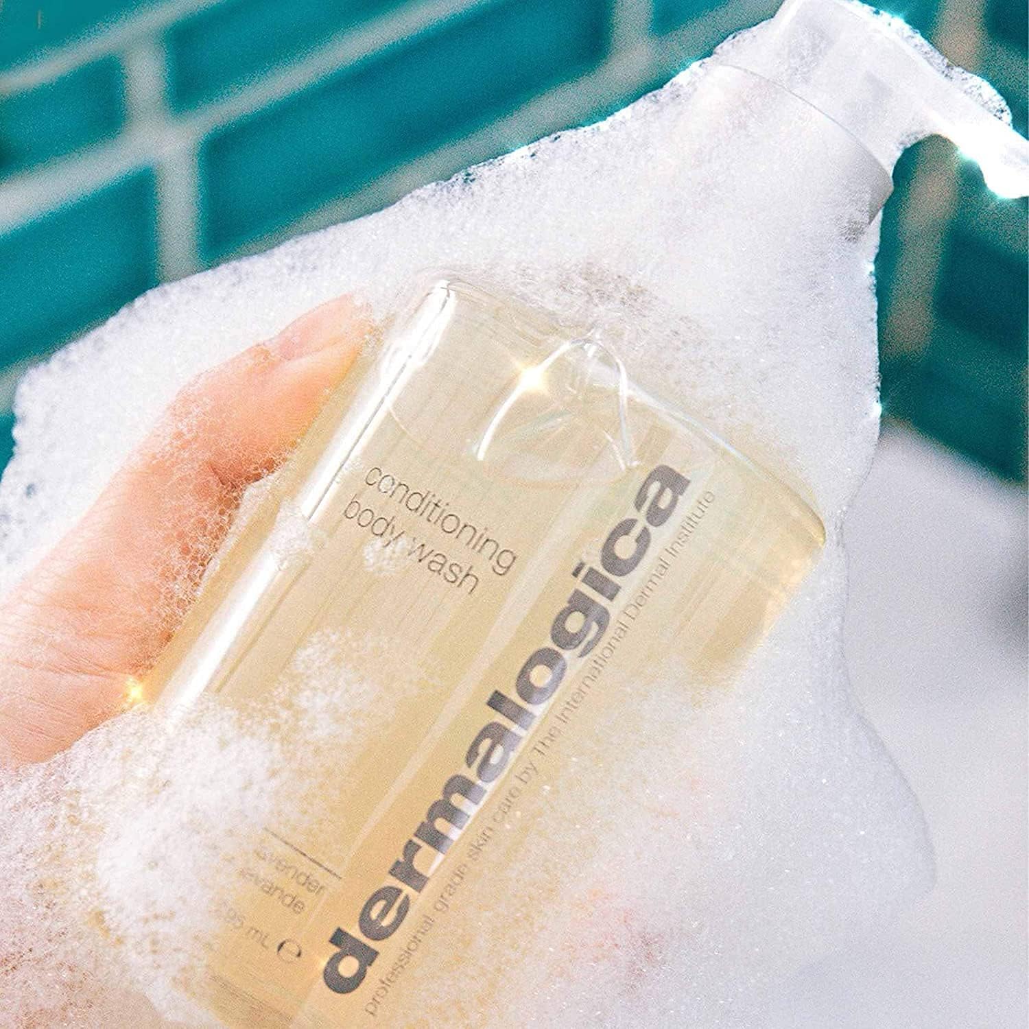 Dermalogica Spa-like aroma in shower promoting a sensory relaxing routine.