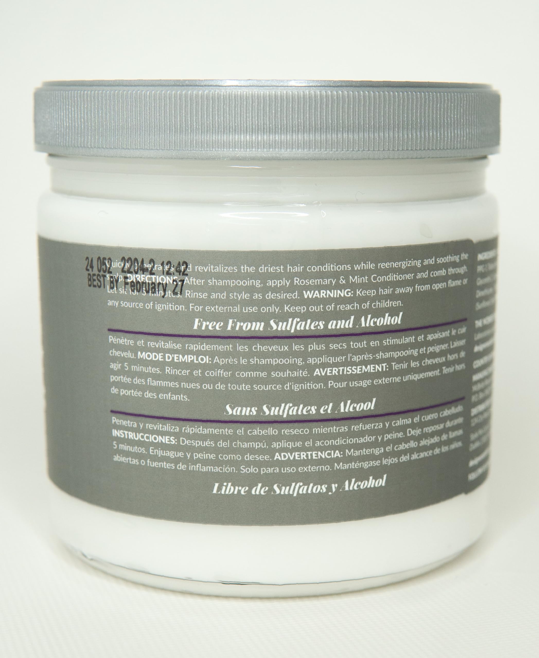 Design Essentials Rosemary & Mint conditioner smoothing hair cuticles and reducing frizz