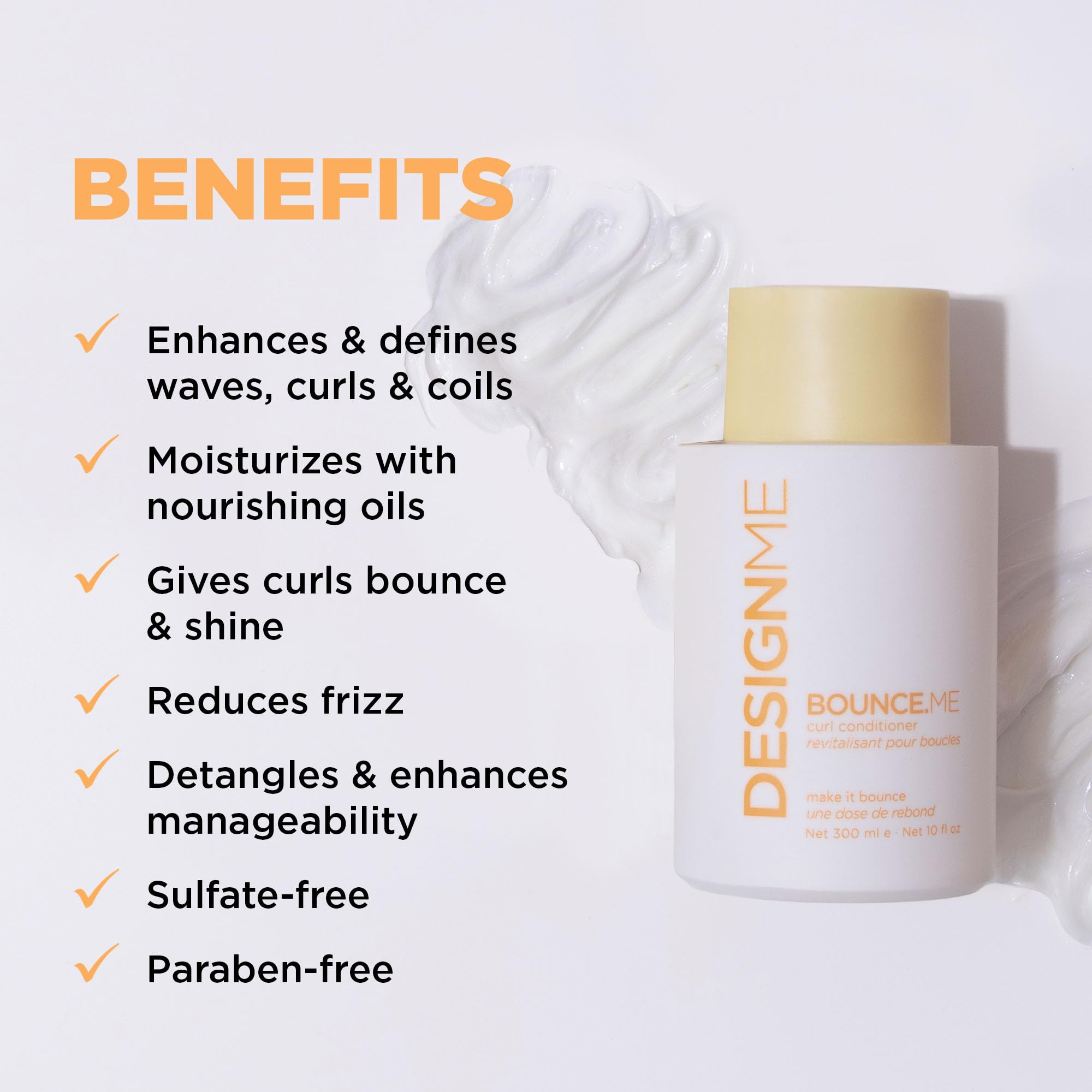 Design.Me BOUNCE.ME bottle pour showing easy dispense for hydration.