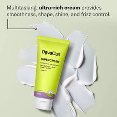 Textura cremosa de DevaCurl SuperCream para rizos gruesos.