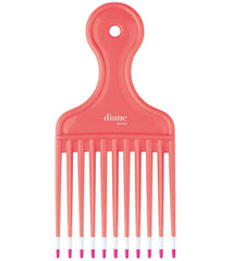 Diane 6-Inch Lift Comb detangles with a gentle glide for smoother styling.