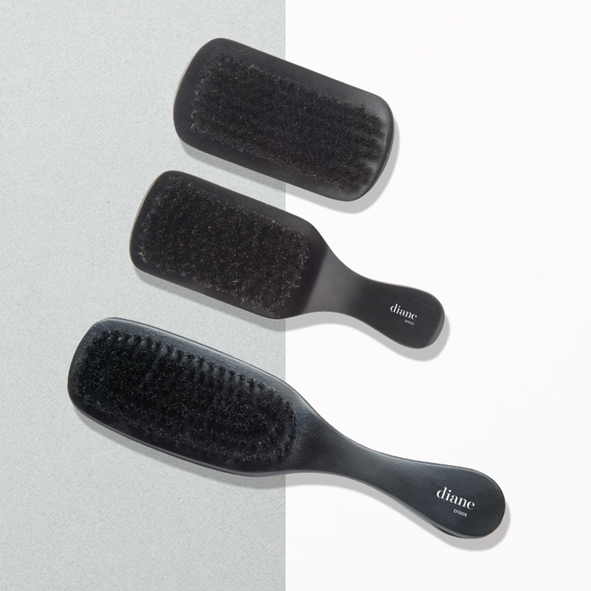 Diane boar bristle curved brush scalp-massage action delivers comfortable scalp feel.
