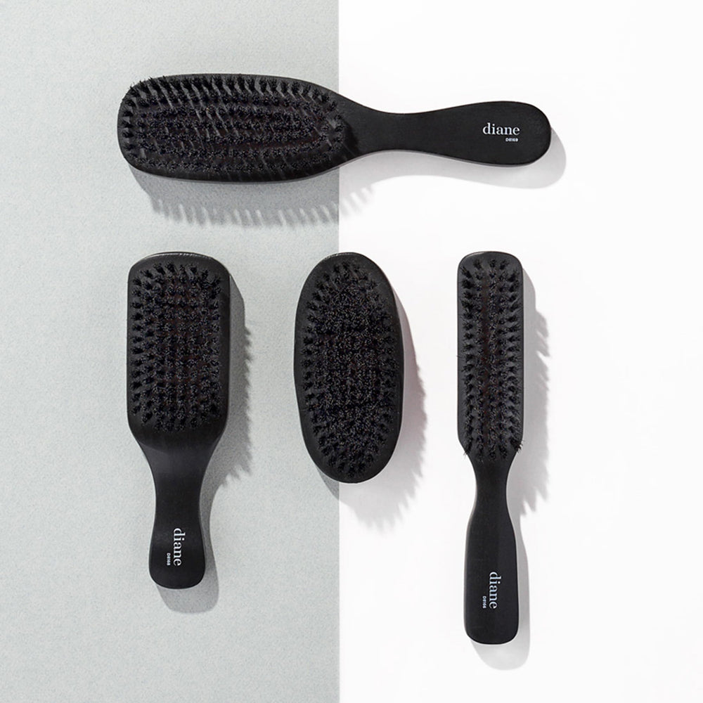 Diane 360-wave smoothing brush nourishes and polishes fine to medium hair
