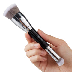 DIFFUNY flat-top kabuki foundation brush for even coverage on liquids and creams