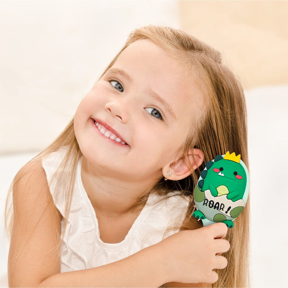 DINATIS soft bristles for toddlers deliver gentle knot removal during brushing.