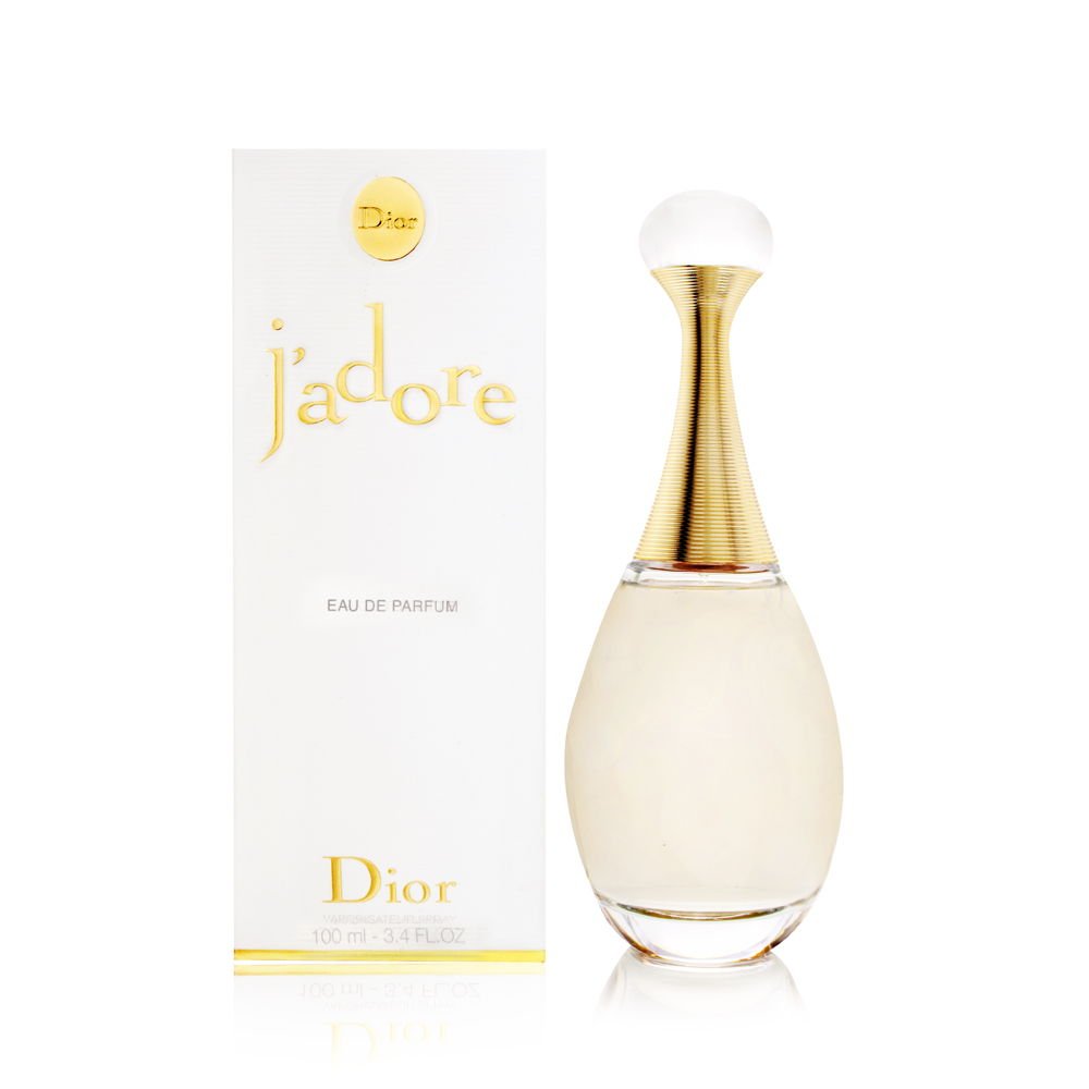 Dior J’adore EDP bottle close-up highlights elegant design for daily sophistication
