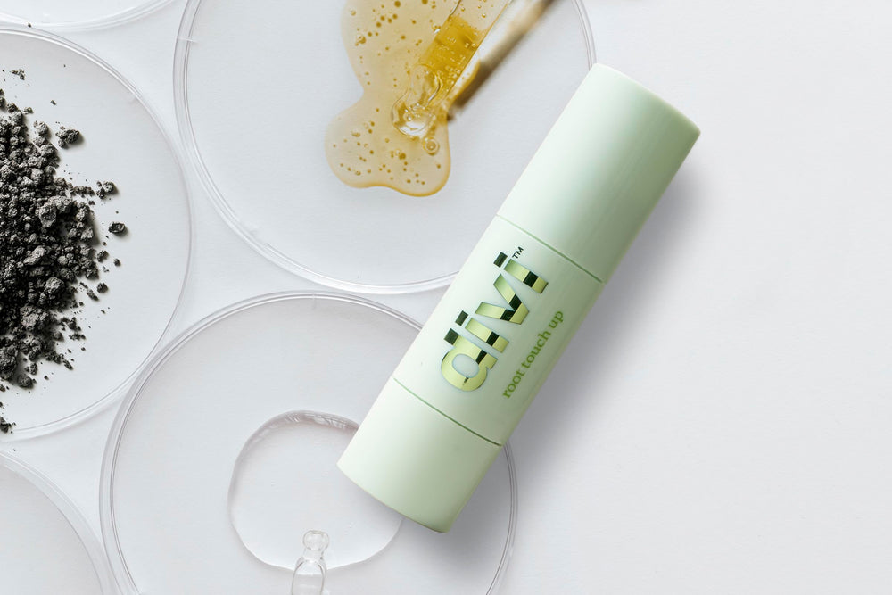 Divi Root Touch-Up Powder used daily for refreshed scalp after application