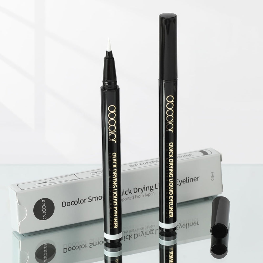 Creamy texture allows for an even sweep along the lash line in white.