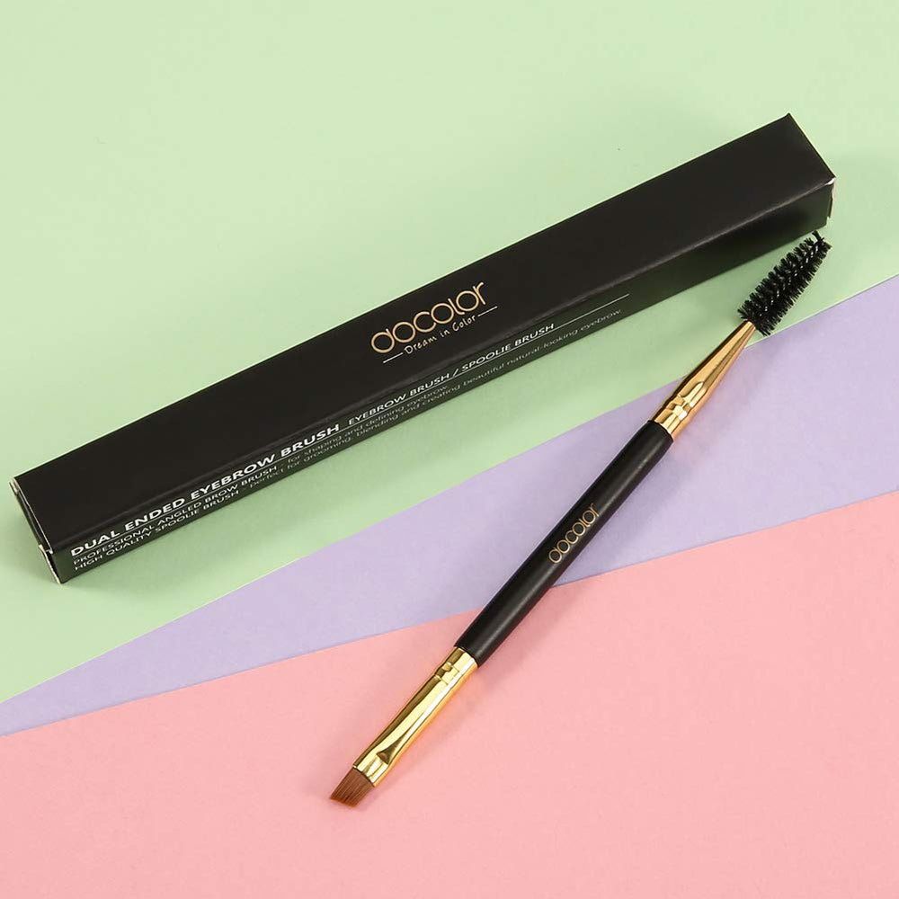 Docolor Eyebrow Brush Duo dual-use tool for shaping and eyeliner tasks.