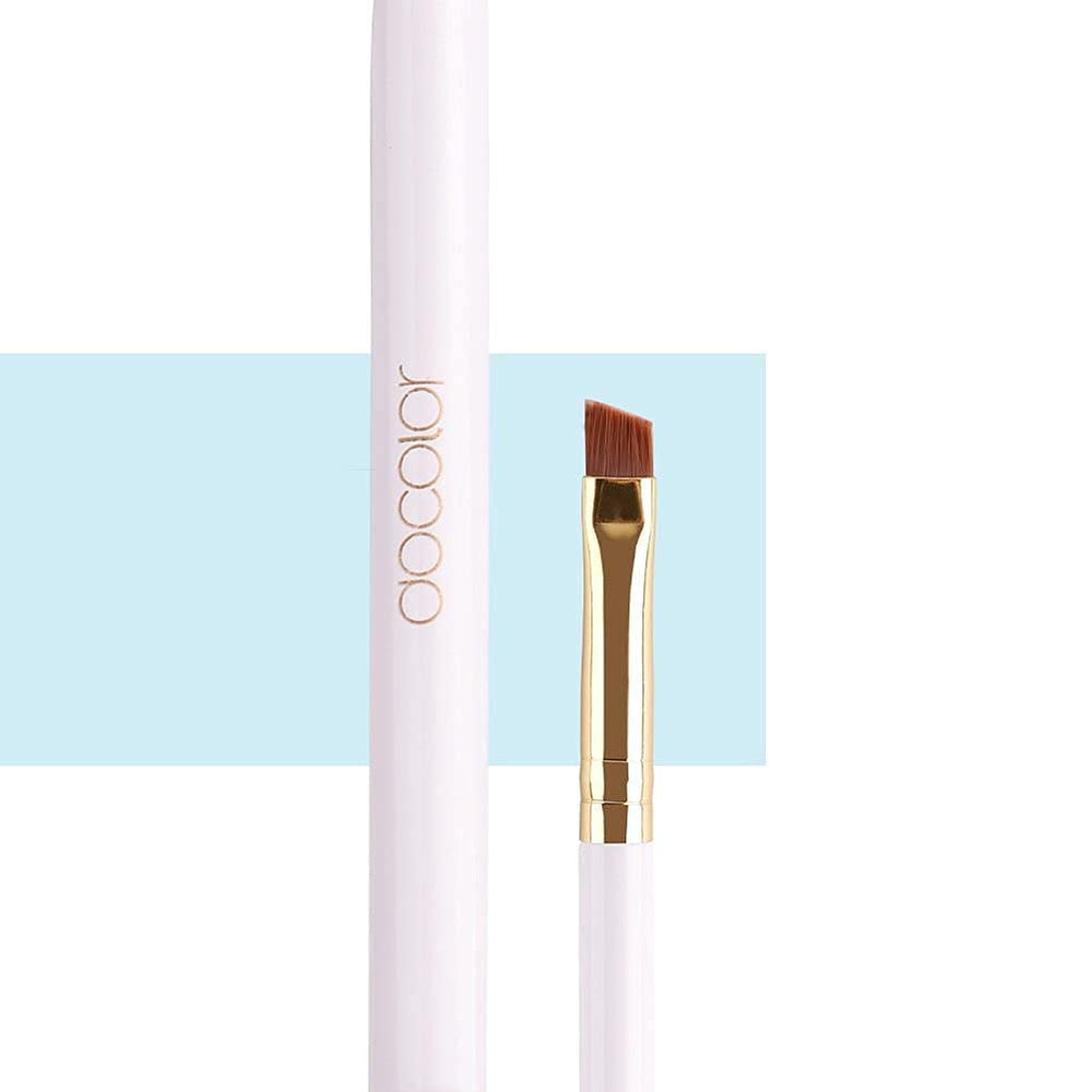 Docolor eyebrow brush duo includes protective case for on-the-go touch-ups.
