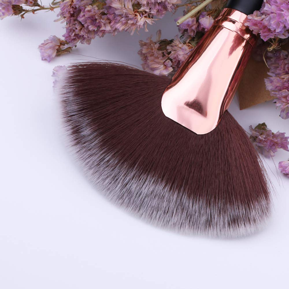 Docolor fan brush for body makeup, bronzer, and contour.