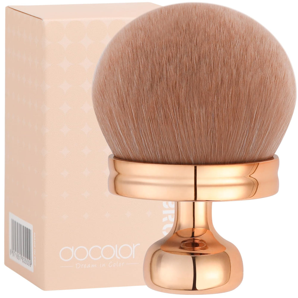 docolor Soft synthetic bristles ideal for sensitive skin and smooth blends.