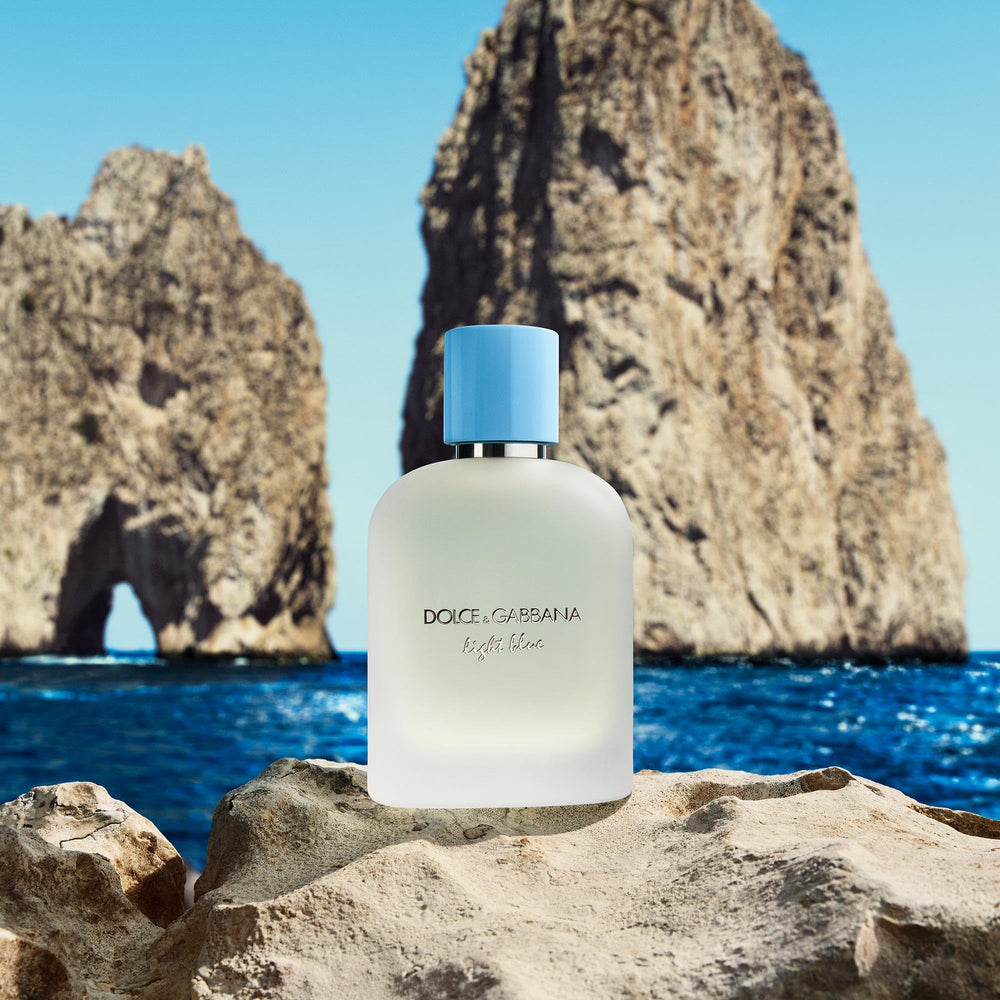Dolce&Gabbana Light Blue Pour Homme packaging design highlight.