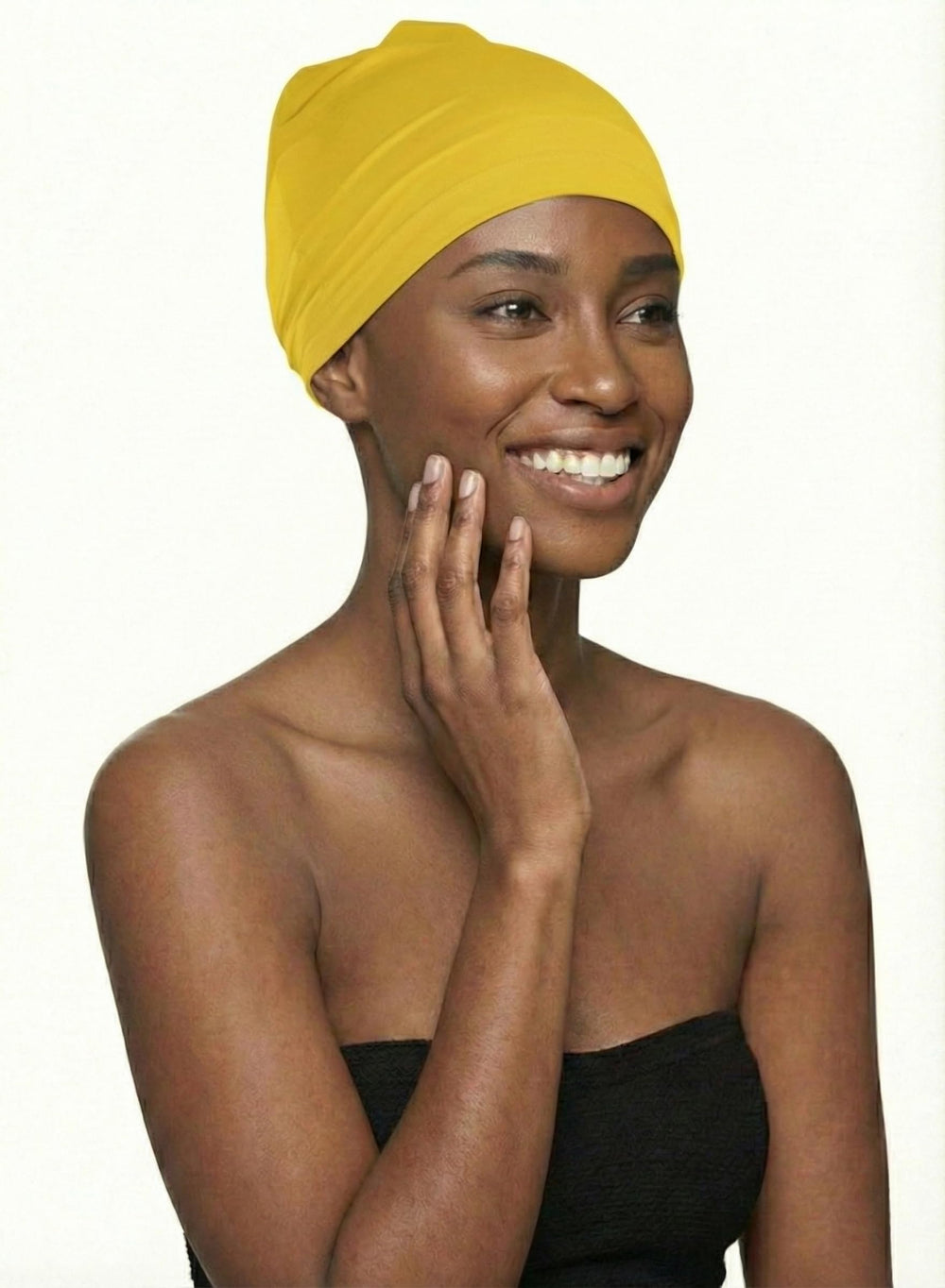 Donna Collection Spandex Women's Cap ideal for workouts with gentle grip