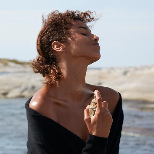 Donna Karan Cashmere Mist fragrance layering idea with perfume and deodorant for extended scent