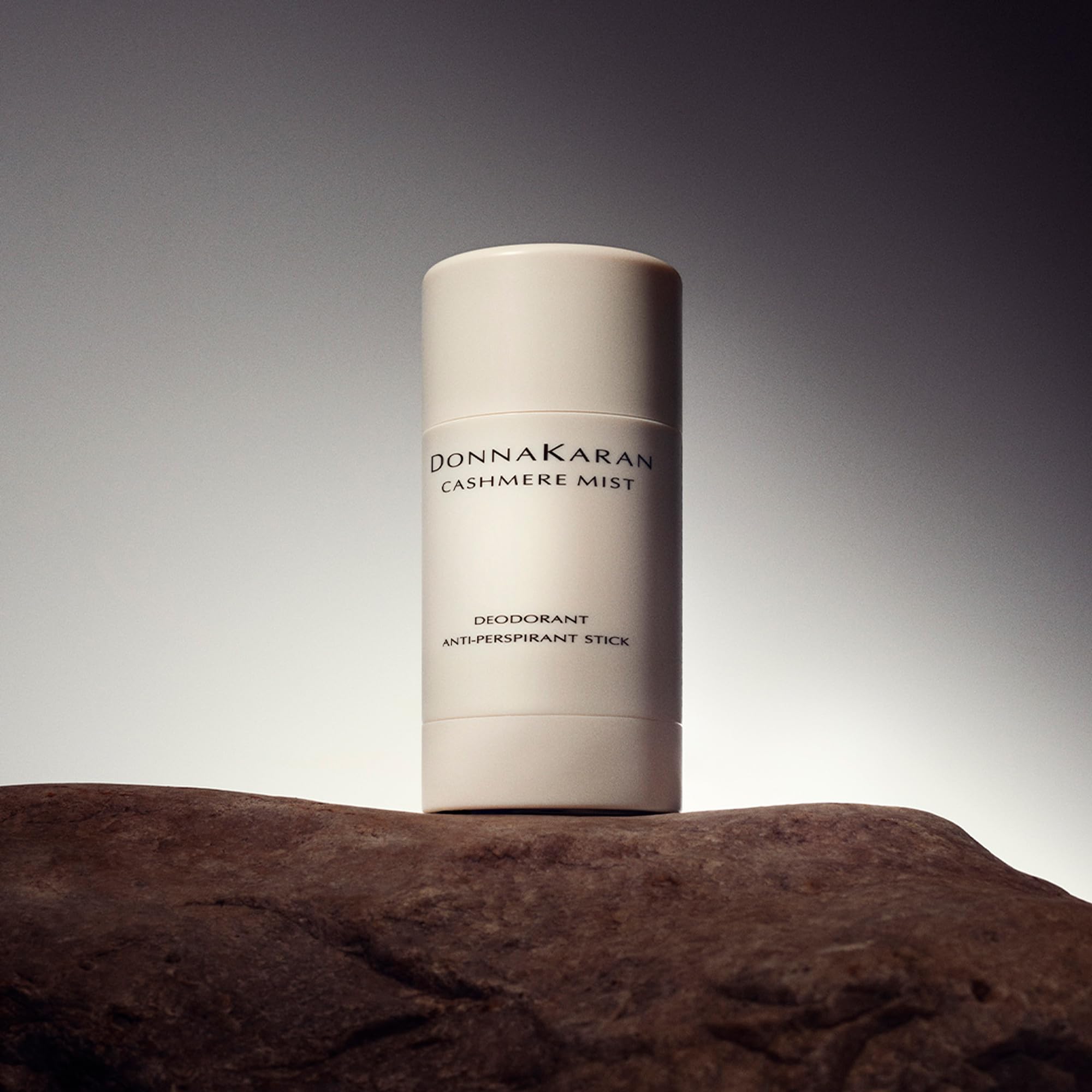 Pulse point application of Cashmere Mist for lasting impression
