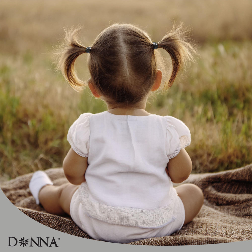 DONNA kid-friendly and adult-ready elastics suitable for daily styling routines.