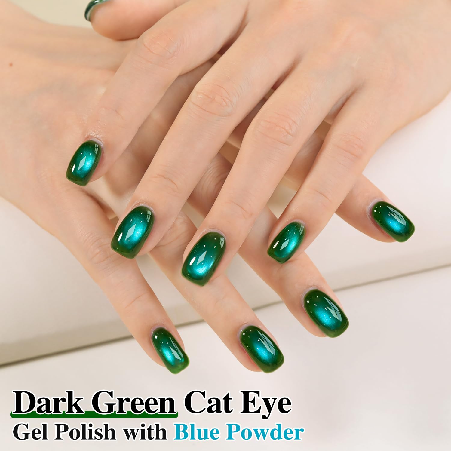 Double Rhythm brillo holográfico aporta destellos para looks festivos con ojo de gato