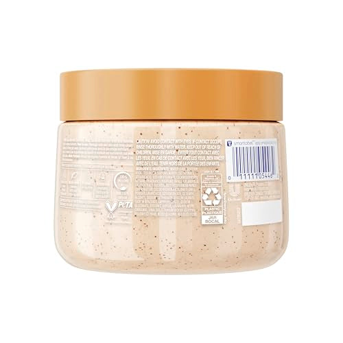 Dove exfoliante, aplicación con masajes circulares para una cobertura cremosa.