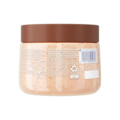 Textura cremosa del exfoliante para aplicación suave en la ducha.