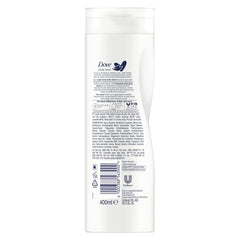 Dove Hidratación Profunda se aplica suavemente en el brazo para hidratación duradera.