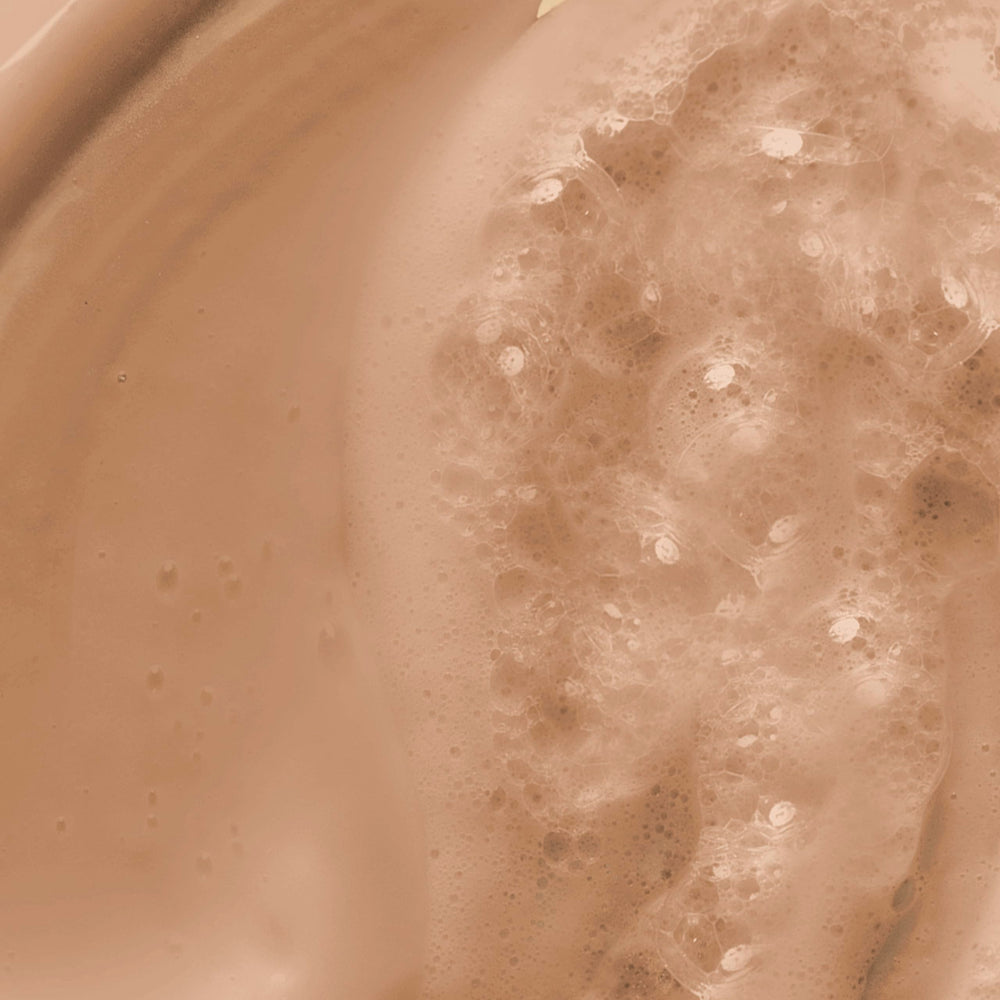Dove Melanin Radiance notas de cereza negra y almendra sensorial
