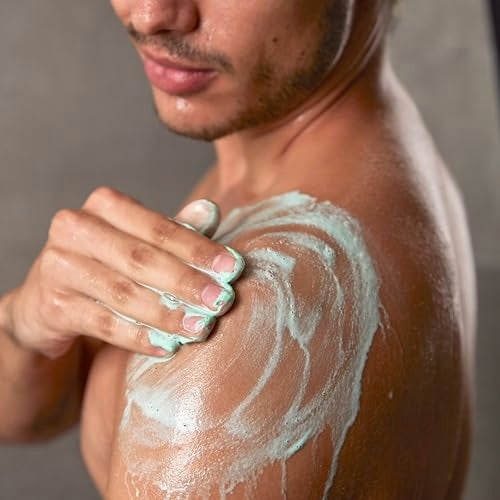 DOVE MEN + CARE piel hidratada y nutrida tras exfoliar.