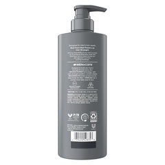Espuma cremosa de Dove Men+Care Shampoo al aplicar en la ducha